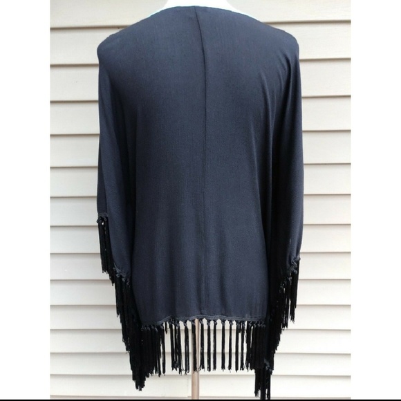 💰50% Off💰Moa Moa Women's Closed Poncho Small - Picture 6 of 8